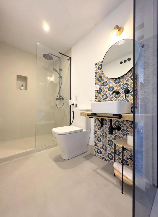 Villa Clavero Three Premium Apt Малага Экстерьер фото