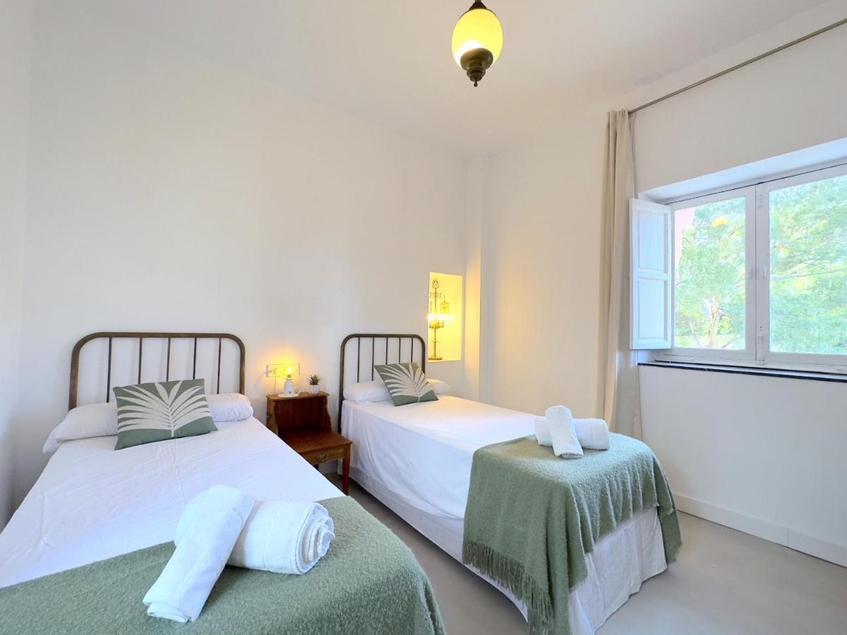 Villa Clavero Three Premium Apt Малага Экстерьер фото