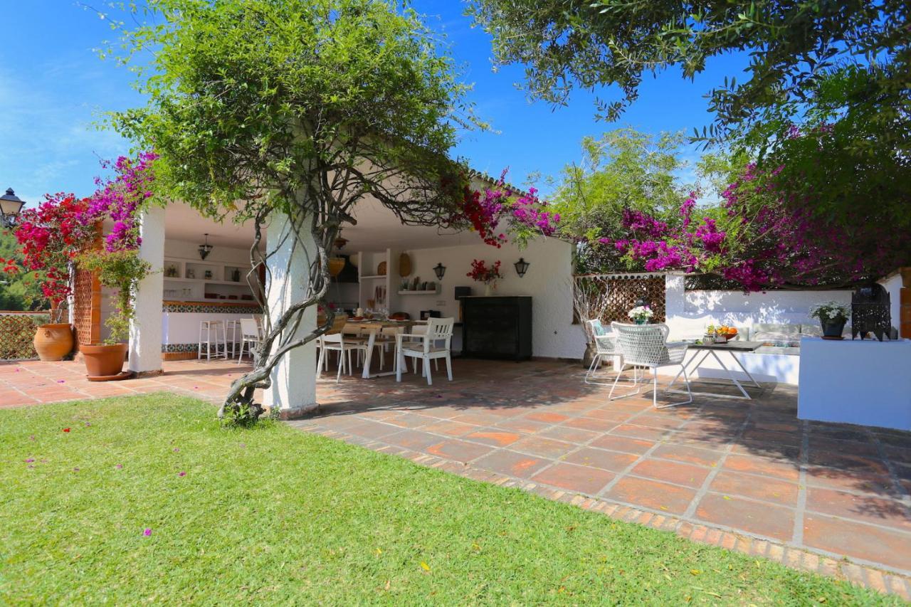 Villa Clavero Three Premium Apt Малага Экстерьер фото