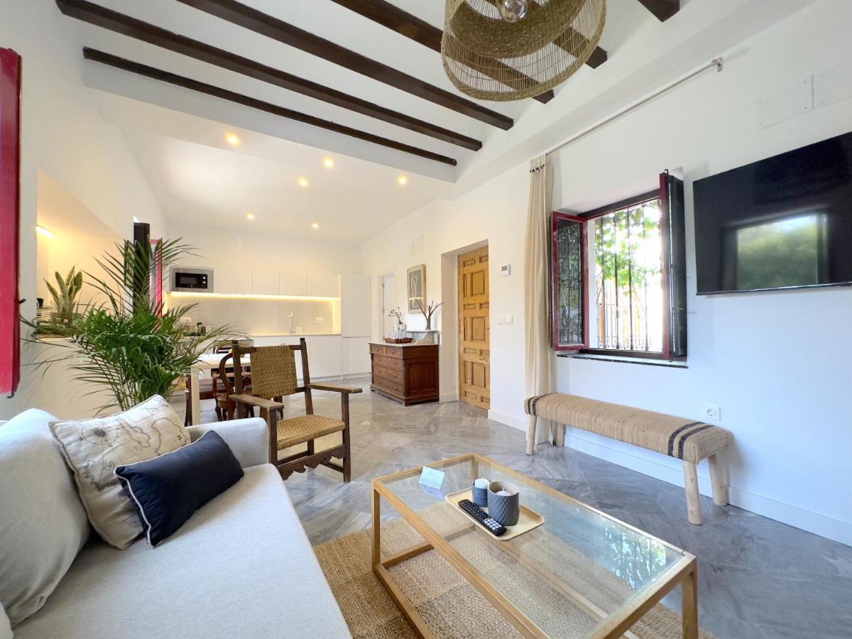 Villa Clavero Three Premium Apt Малага Экстерьер фото